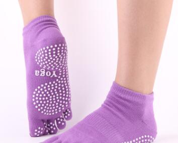 NON-SLIP YOGA SOCKS